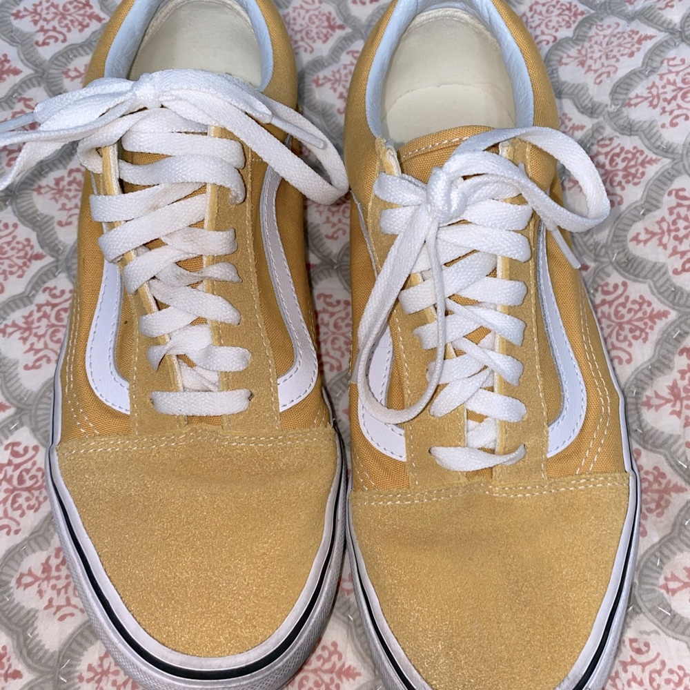 Yellow vans!! Never worn super cute